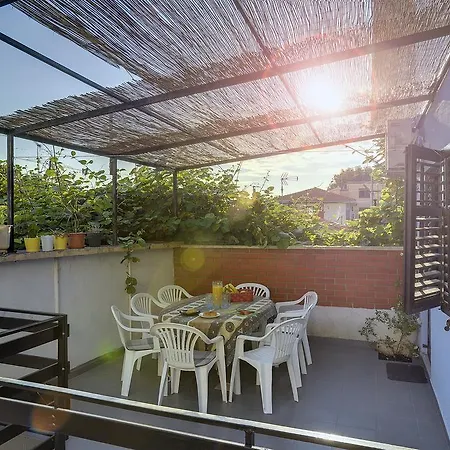 Apartament Marija *